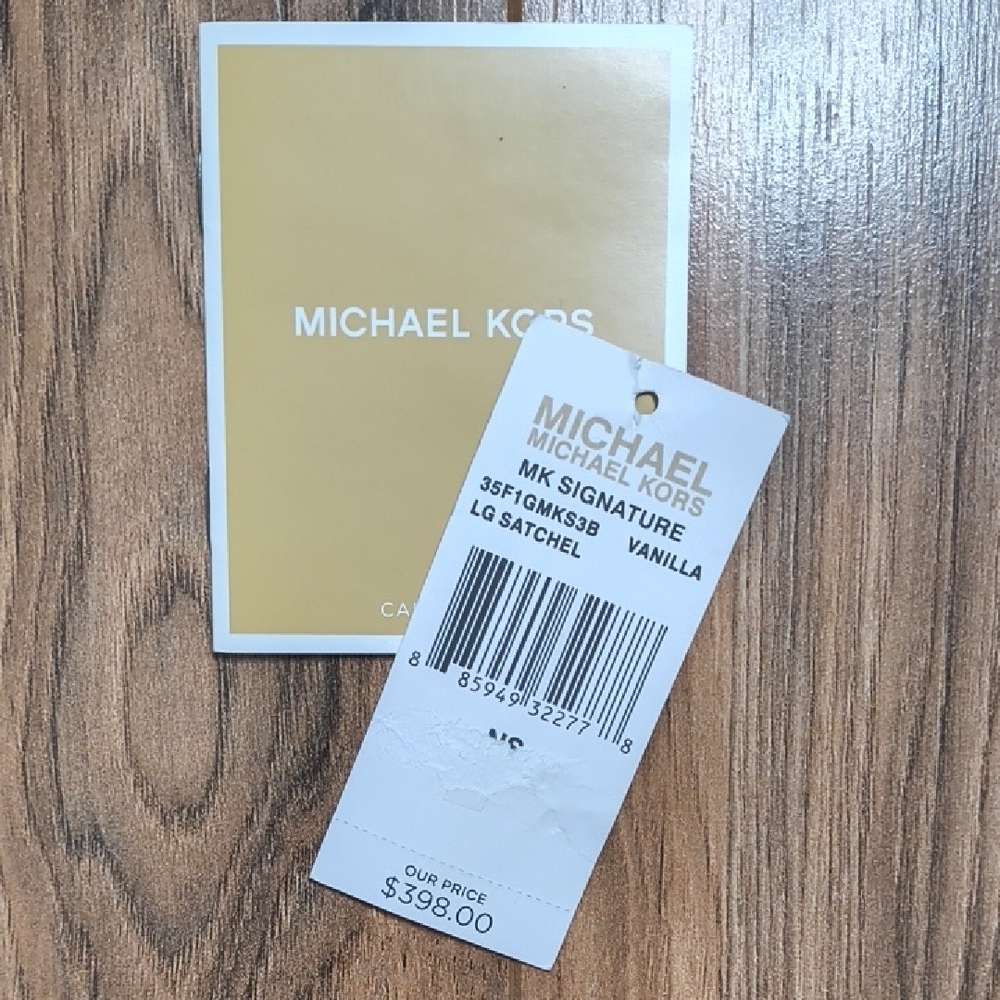Michael Kors Beige Shoulder Bag - Picture 6 of 17